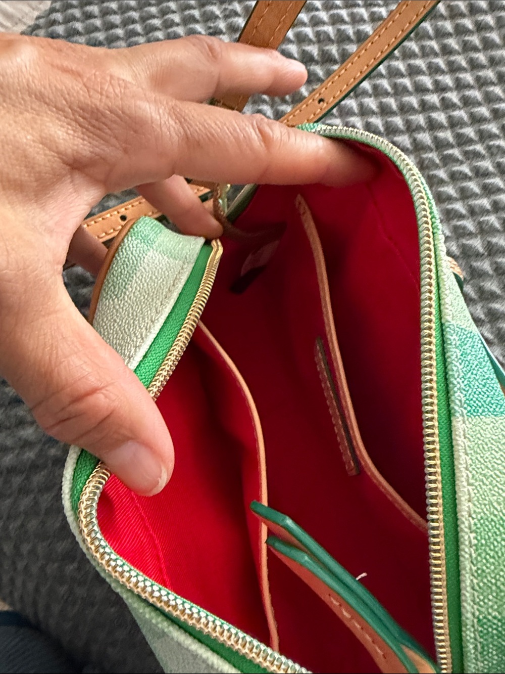 Dooney & Bourke Green Gingham Leather-Trim Crossbody Bag - Picture 4 of 6